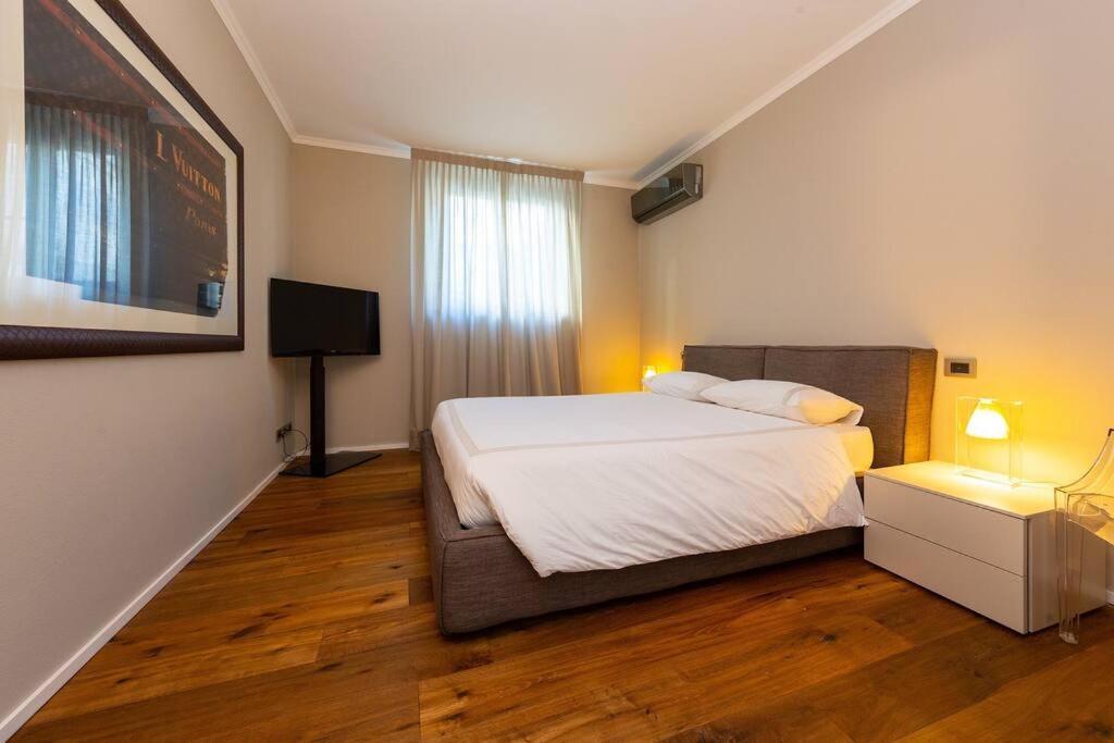 Splendido Appartamento In Piazza San Carlo تورينو المظهر الخارجي الصورة